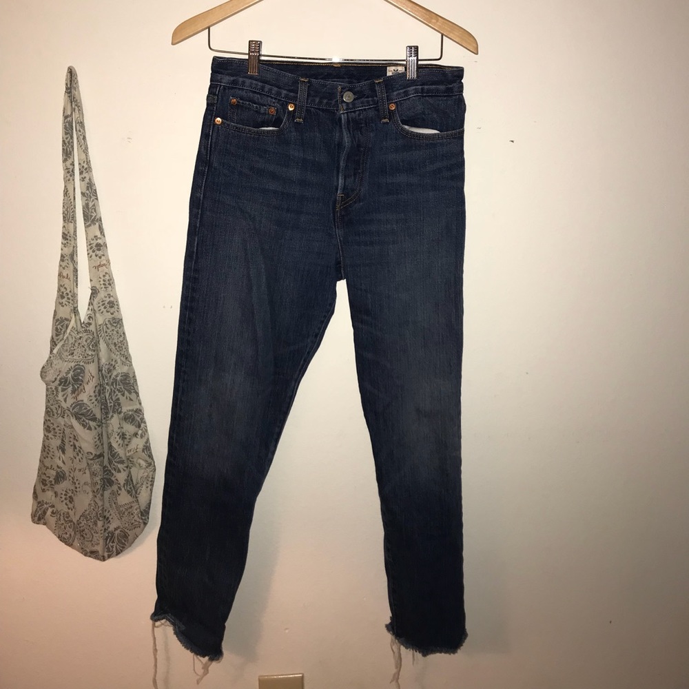 Selling TWO free people vintage Levi’s(wedgie fit)
